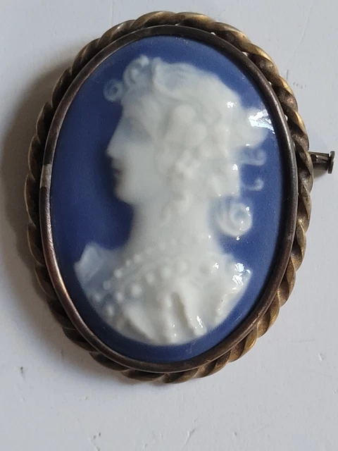 PETITE BROCHE VINTAGE en porcelaine de Limoges portrait femme EUR 15,00 - FR