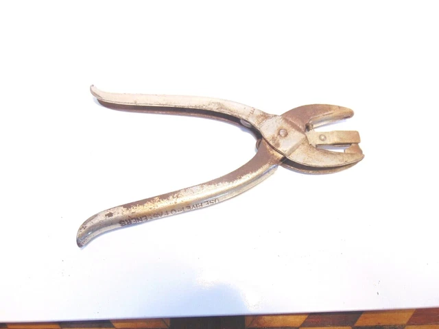 Rivetco Mfg Co No 12 Cutter Punch