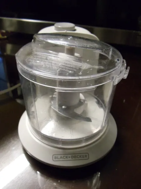 Black & Decker Food Chopper One-Touch Electric 1.5 Cup White HC306 Type 1  Tested