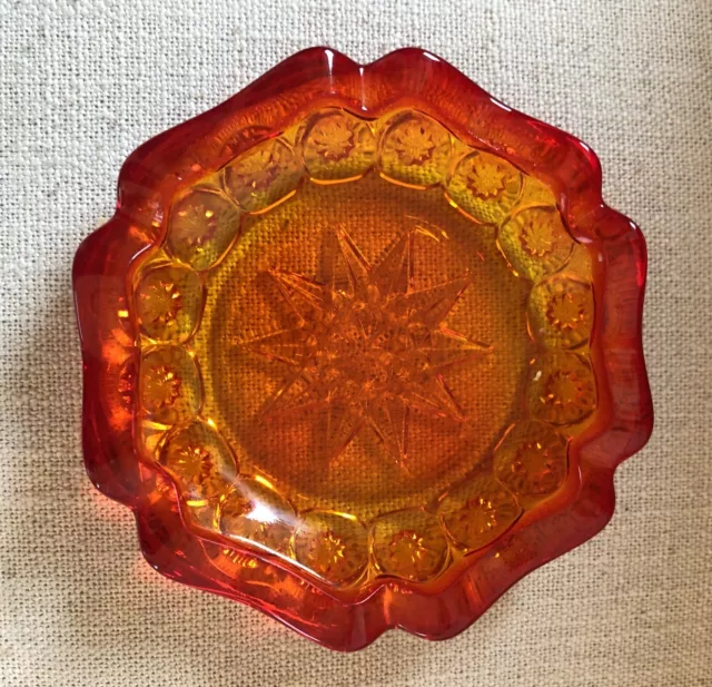 Vintage LE Smith Glass Moon And Stars Ashtray, Persimmon 4”