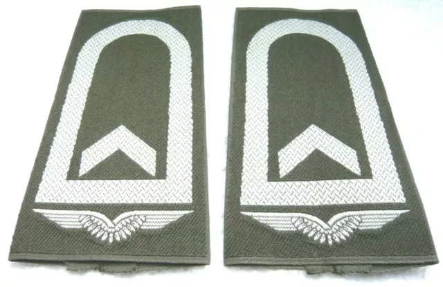 Rangabzeichen Luftwaffe Feldwebel weiß/oliv Schulter Klappen Schlaufen