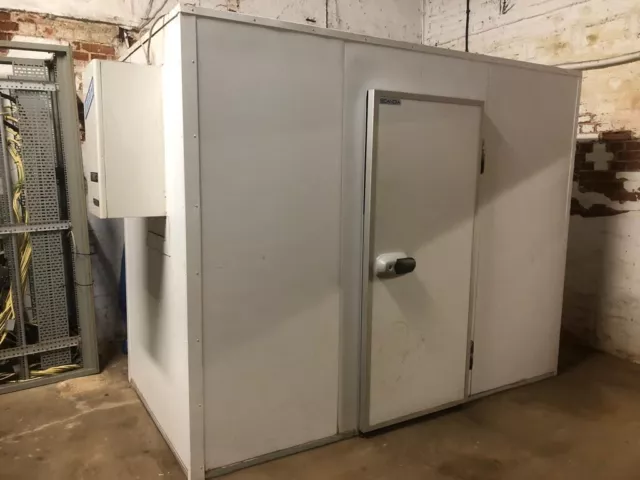 Walk in Chiller Room, 8ft x 3ft 5", Good, Neat Condition