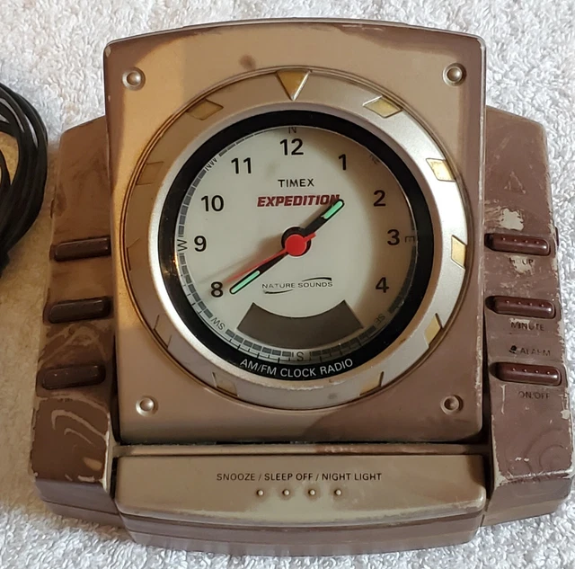 VTG TIMEX EXPEDITION AM/FM Alarm Clock Radio T326H Electric/Battery