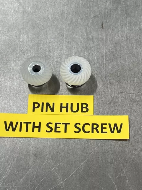Spiral 90 Degree Miter Gear Set With 22 Teeth-- 1/4" And 5/16" Bores -Old Stock