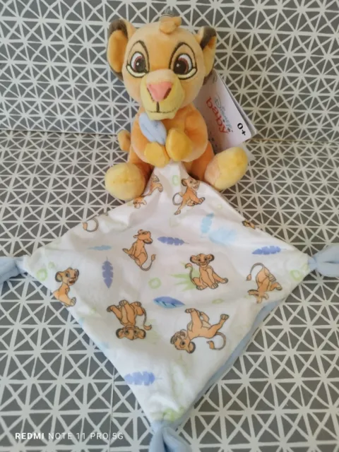 Doudou  Simba roi lion jaune orange mouchoir blanc bleu plume Disney Baby neuf