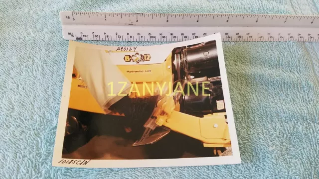 AC0124 Allis-Chalmers Photograph, MEDIA ARCHIVE CLOSE UP B 12 HYDRAULIC ENGINE