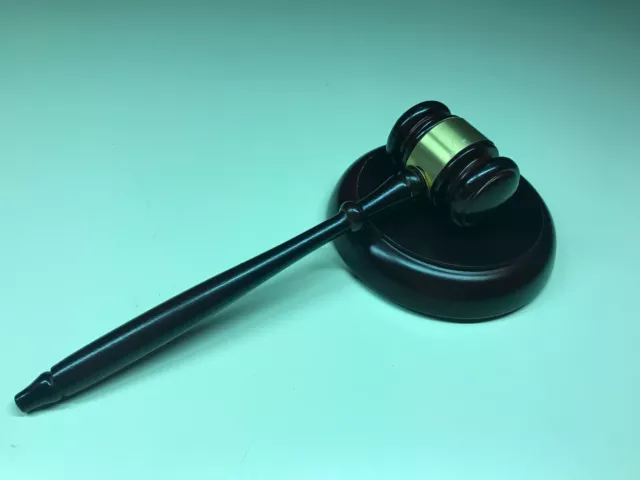 Collectible Wood Wooden Judge Auctioneer Mallet Hammer Gavel With Stand