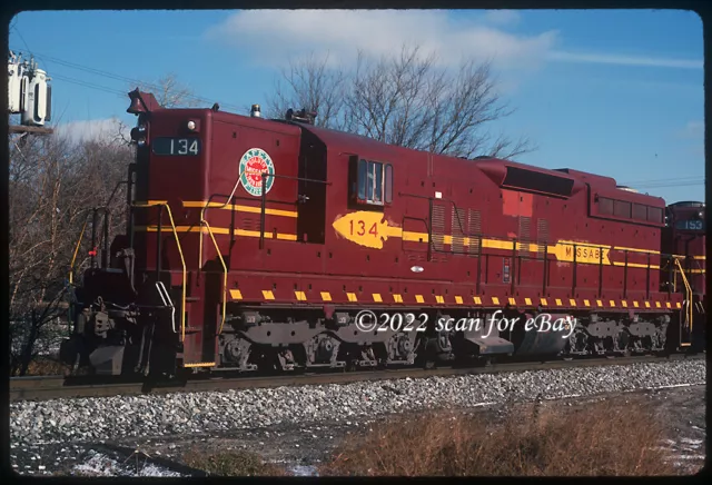 DMIR Duluth Missabe Iron Range SD9 Riverdale, Illinois Original Kodachrome Slide