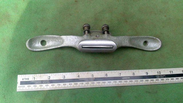 Vintage  Stanley  Round  Sole  Spoke Shave. 3