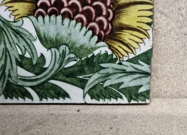 Antique william de morgan floral tile -  Merton Abbey 8