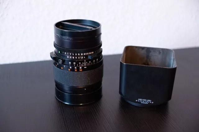 Carl Zeiss Sonnar CF 150mm f/4 Hasselblad Objektiv - Gehäuse mit Gebrauchsspuren