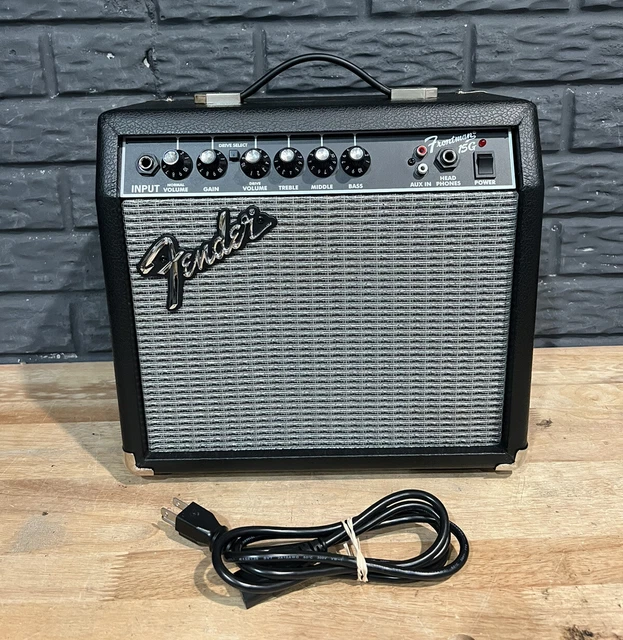 Fender Electric Guitar Amp Frontman 15G PR-495 Guitar Amplifier 38W-120V- 60 Hz Fender Electric Guitar Amp Frontman 15G PR-495 Guitar Amplifier 38W-120V- 60 Hz