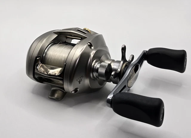 DAIWA ALPHAS 103 type F Baitcast Reel Right Hand from Japan