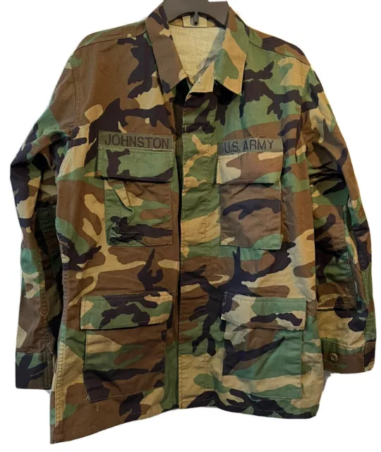 Mens Camo Military Combat Jacket Medium With Patches US Army National Guard Unit