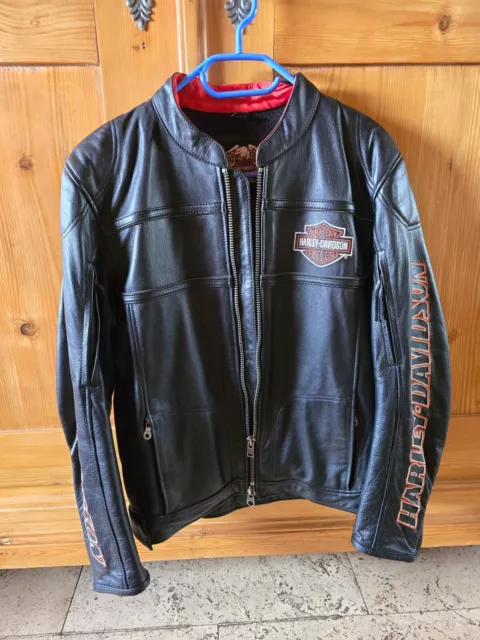 Harley Davidson Jacke Lederjacke Gr. L ( Herstellergröße) in schwarz