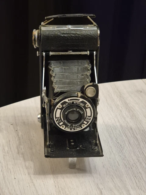 Appareil photo ancien à soufflet – obturateur Compur – bon état