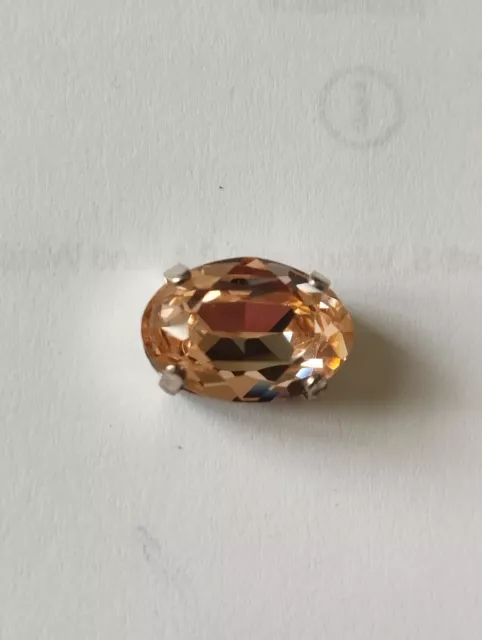 1 Cabochon Swarovski  16 X 11  Mm Serti Light Peach
