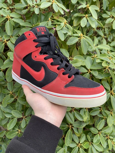 red and black dunks high