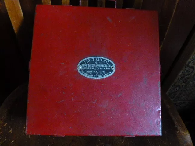Mine Safety Appliances Co. Pittsburgh First Aid Kit Model G-11  U.S.C.G  APPOVED