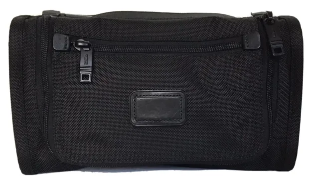 Tumi Alpha Travel Kit -Toiletry Bag – Black Ballistic Nylon – 22190DH Excellent