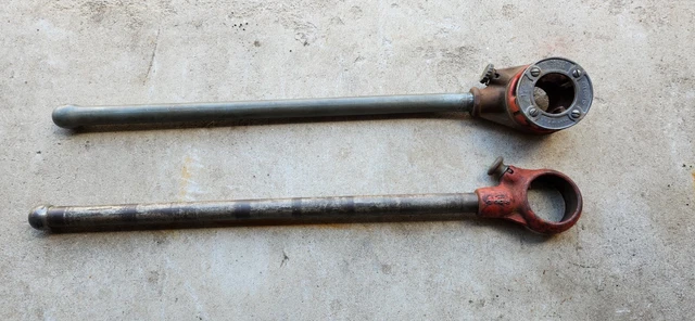 Lot of 2 Ridgid Pipe Threader Die With Handles 11R & 111-R 28" Long, Made in USA Lot of 2 Ridgid Pipe Threader Die With Handles 11R & 111-R 28" Long, Made in USA