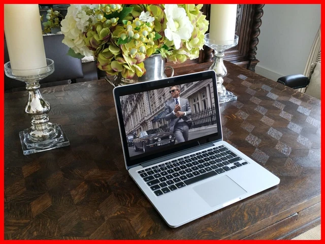 Apple MacBook Pro Retina 13" 2.6Ghz core i5, 512GB SSD, 8GB Ram Laptop OSX 11