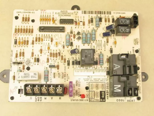 Carrier Bryant CEPL130438-01 Furnace Control Circuit Board HK42FZ013 2