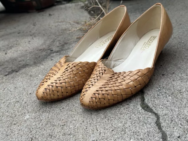 Vintage Bandolino Woven Leather Flats-1980s-Point toe-Beige Brown-Size 7.5