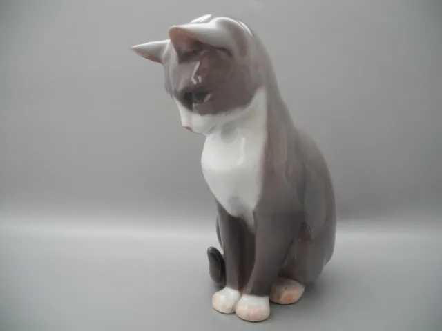 Bing & Gröndahl sitzende Katze 1876 grau-weiß Dänemark Figur Kater 1. Wahl 3