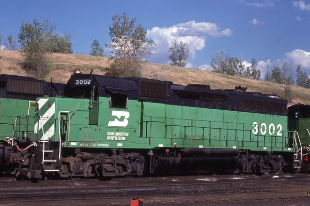 T: Original Slide BN Burlington Northern GP40 #3002 - Northtown MN 1988 Ex-CB&Q