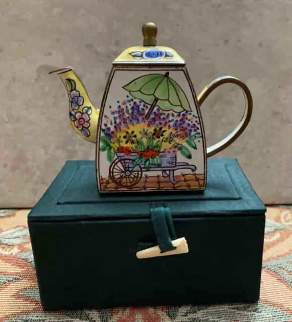 Trade&Aid Mini Enamel Teapot - "Wheelbarrow with Flowers" - Charlotte Di Vita