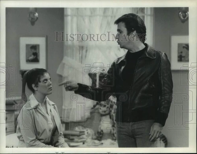 1979 Press Photo Henry Winkler and Erin Moran in a scene from "Happy Days"