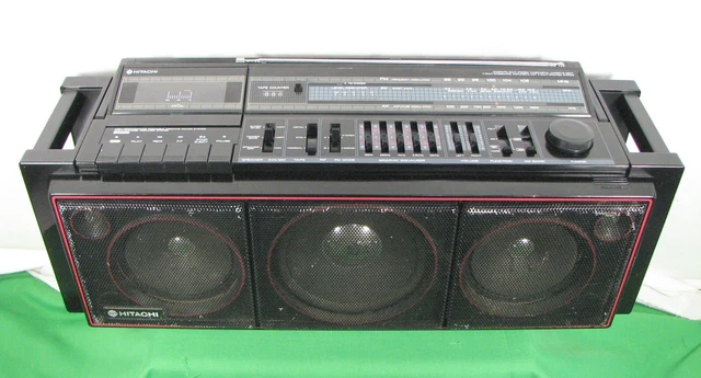 HITACHI TRK-7620 HC 3 Band Radio Cassette Boombox Super Bass