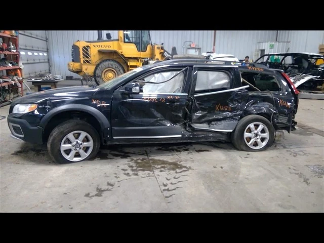 Driver Left Strut Front XC70 Fits 08-16 VOLVO 70 SERIES 1931120