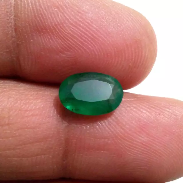 Outstanding Zambian Emerald Oval 2.60 Crt Fantastic Green Faceted Loose Gemstone