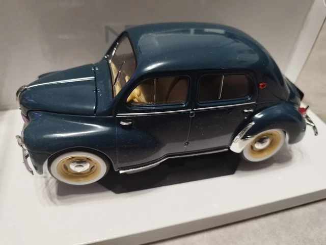 Rare Renault 4cv Solido 1/18 – Réf 8606, Avec Remorque Et Accessoires