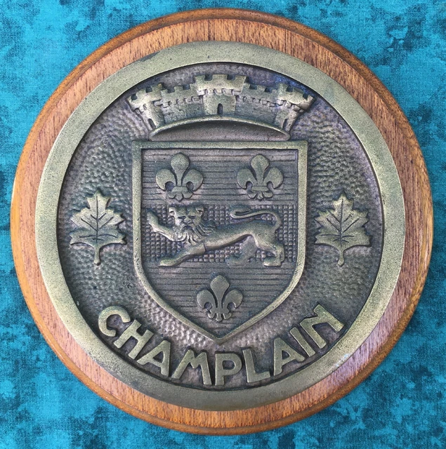 Plaque Ou Badge 'Tape De Bouche Triton' - Marine Française, Bâtiment D'expérimentation - Insigne Militaire