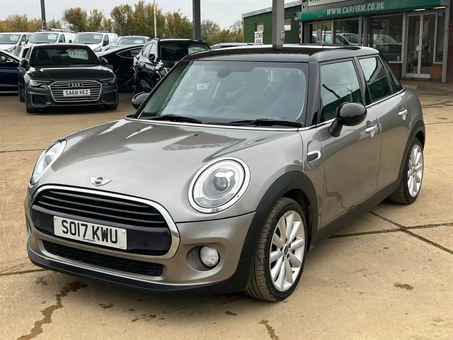 2017 MINI Hatch 1.5 Cooper Hatchback 5dr Petrol Manual Euro 6 (s/s) (136 ps) Hat