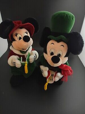 Disney Parks Victorian Mickey and Minnie Mouse Carolers Plush Standing Set
