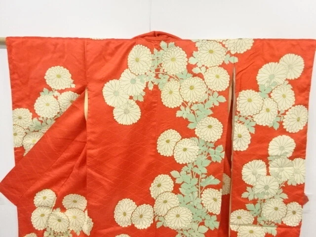6883935: Japanese Kimono / Antique Furisode / Kiku