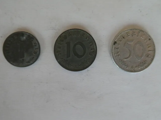 Münzen: Deutsches Reich (1939-1944): 1-, 10-, 50- Reichspfennig (A,D,E) (4 Stk.)