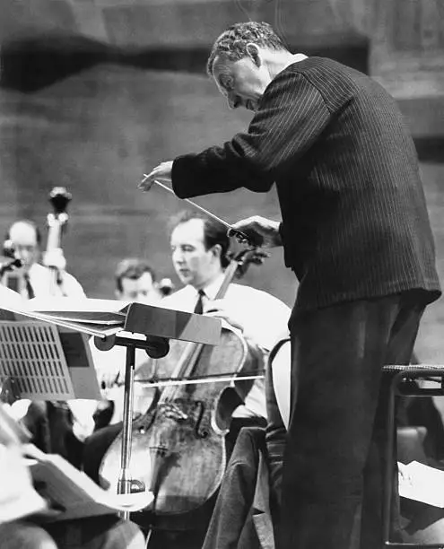 Composer Benjamin Britten Rehearsing Chamber Orchestra Queen Elizabet 1967 PHOTO