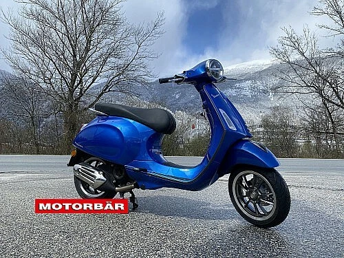 Vespa Primavera 50 cc blu vivace Roller Moped Piaggio E5  /Netto € 3249,-