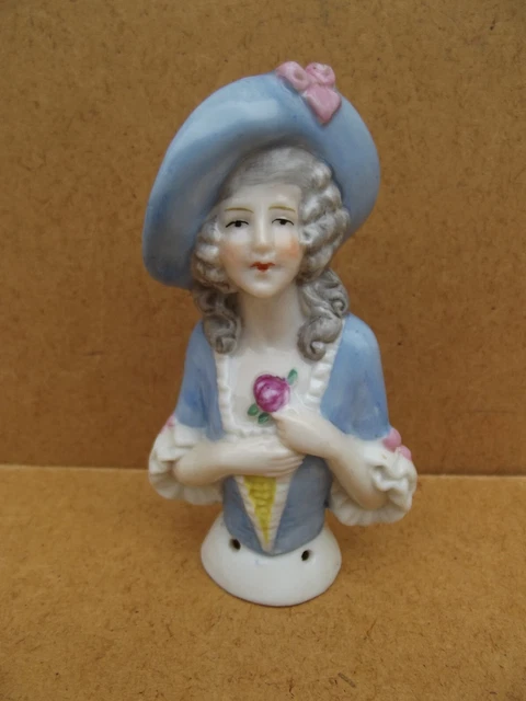 Très jolie ancienne petite Poupée en porcelaine Allemande du début 20ième