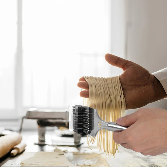 MANUAL NOODLE SLICER Dough Fettuccine Small Bread Pressing Machine
