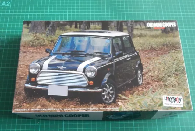 Fujimi 1/24 Scale Old Mini Cooper With Lion Roar Etch Set