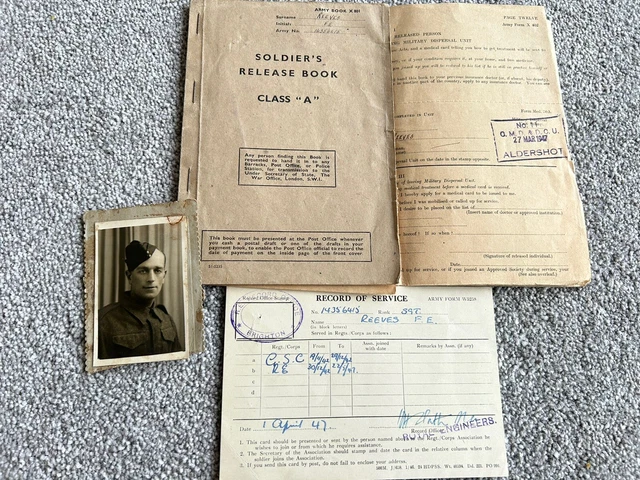 WW2 Soldier's Release Book Class "A" - Army Royal engineers F.E.Reeves. & photo