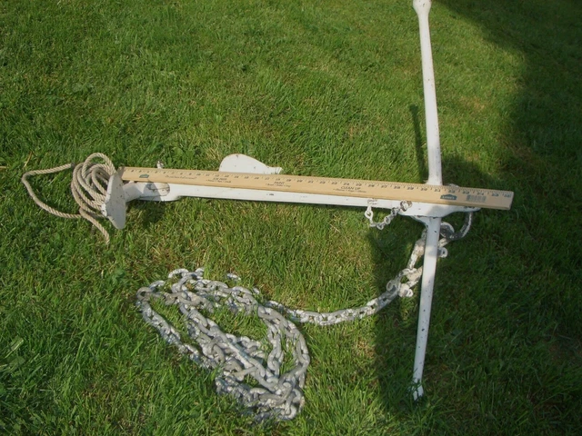 ANTIQUE/VINTAGE TRIFOLD MARITIME  KEDGE BOAT ANCHOR 35" x 24" w/ 12' Chain