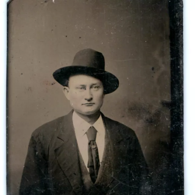 c1860s Cool Young Man in Hat in Suit Tintype Photo Tin Gangster 2.5 x 3.25" H30