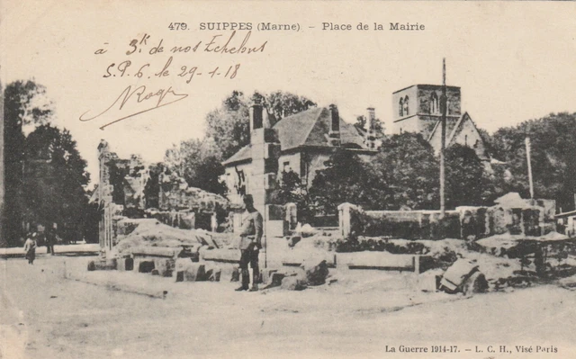 CPA 51 SUIPPES (Marne) Place de la Mairie